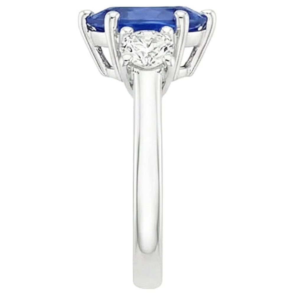 vero pear diamante 2carati anello su bianco