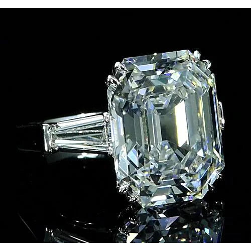 Anello Con Naturale Diamante Smeraldo Da 6 Carati