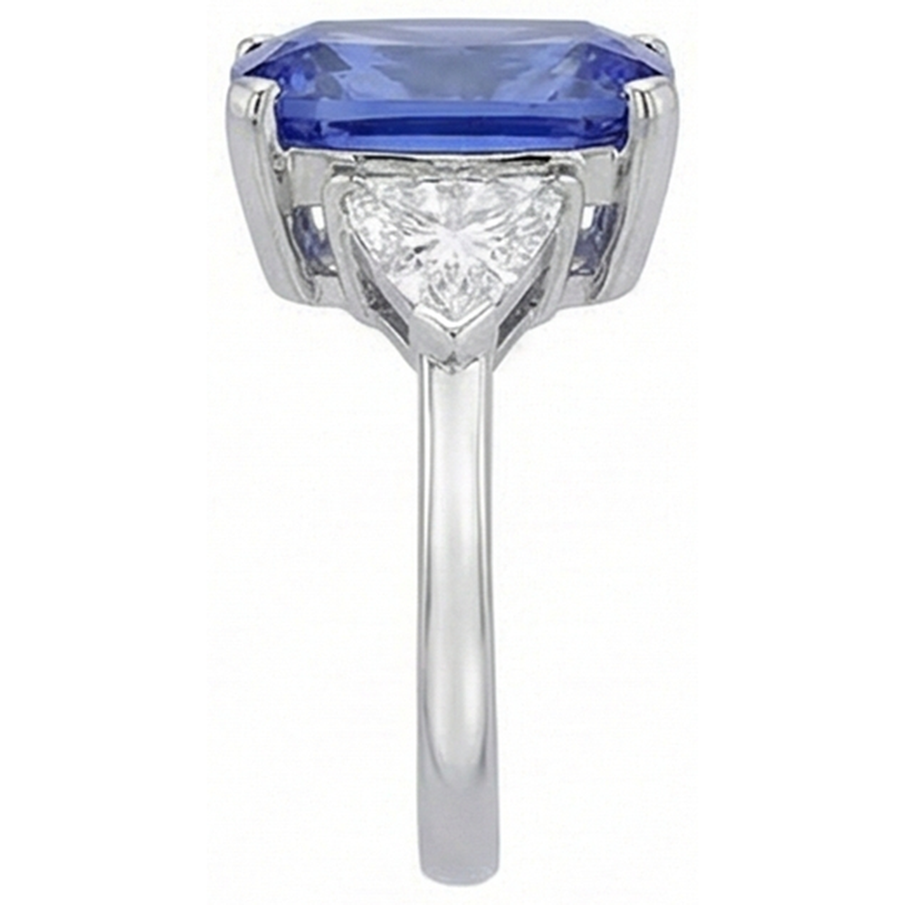 Anello Cuscino Tanzanite E Diamanti Naturali Autentici ( non creati in laboratorio ) 3 Pietre Oro Bianco 5 Carati
