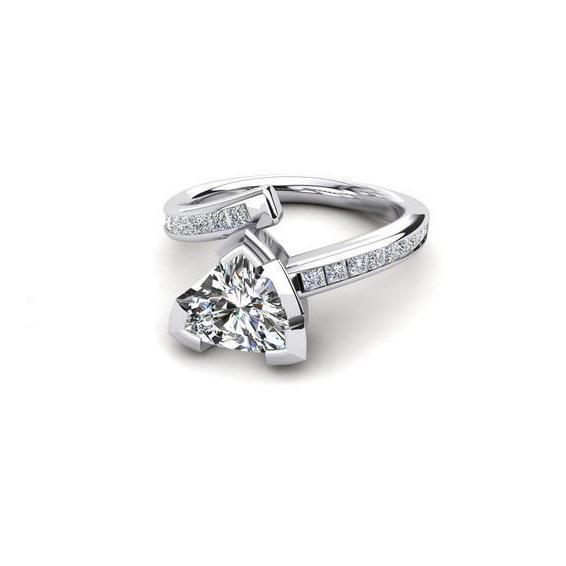 Anello Di Fidanzamento Toi Et Moi Con Trilioni E Genuino Diamanti Taglio Princess Da 2.40 Ct