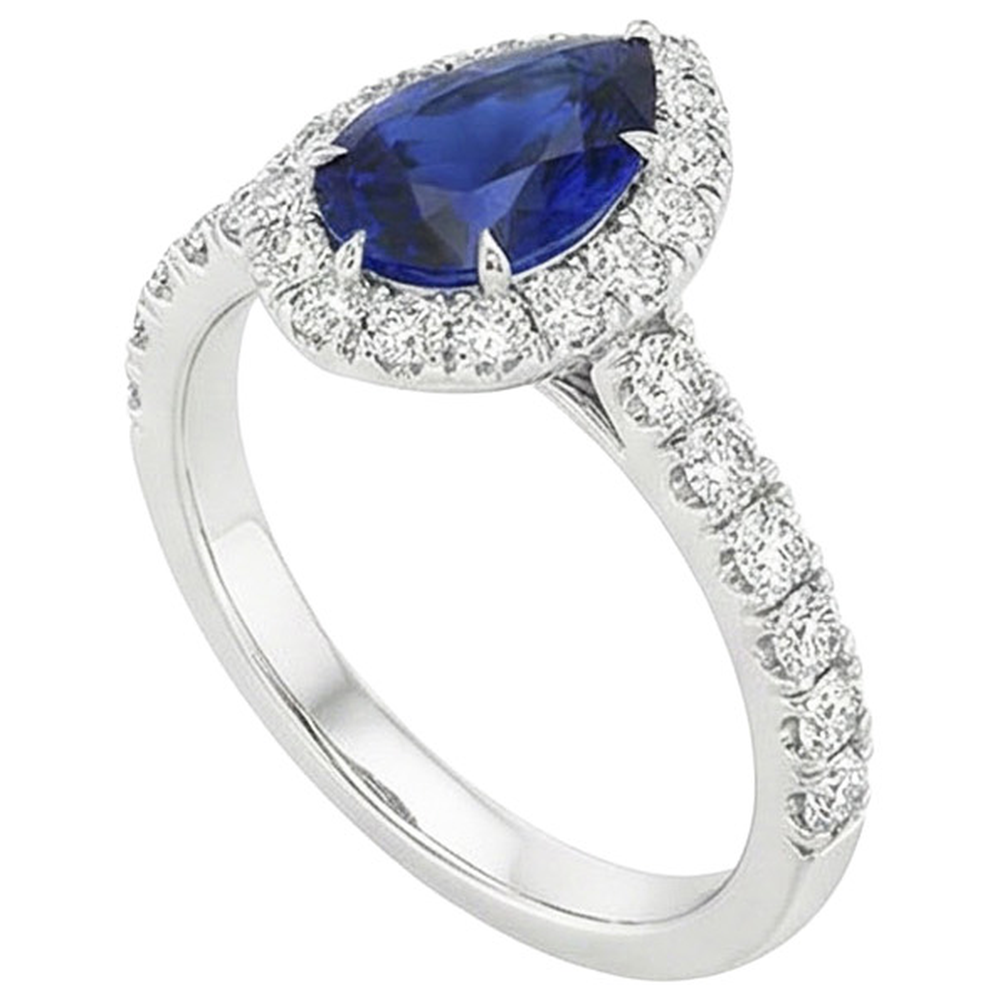 vero pear diamante 4.50carati anello dettaglio ravvicinato