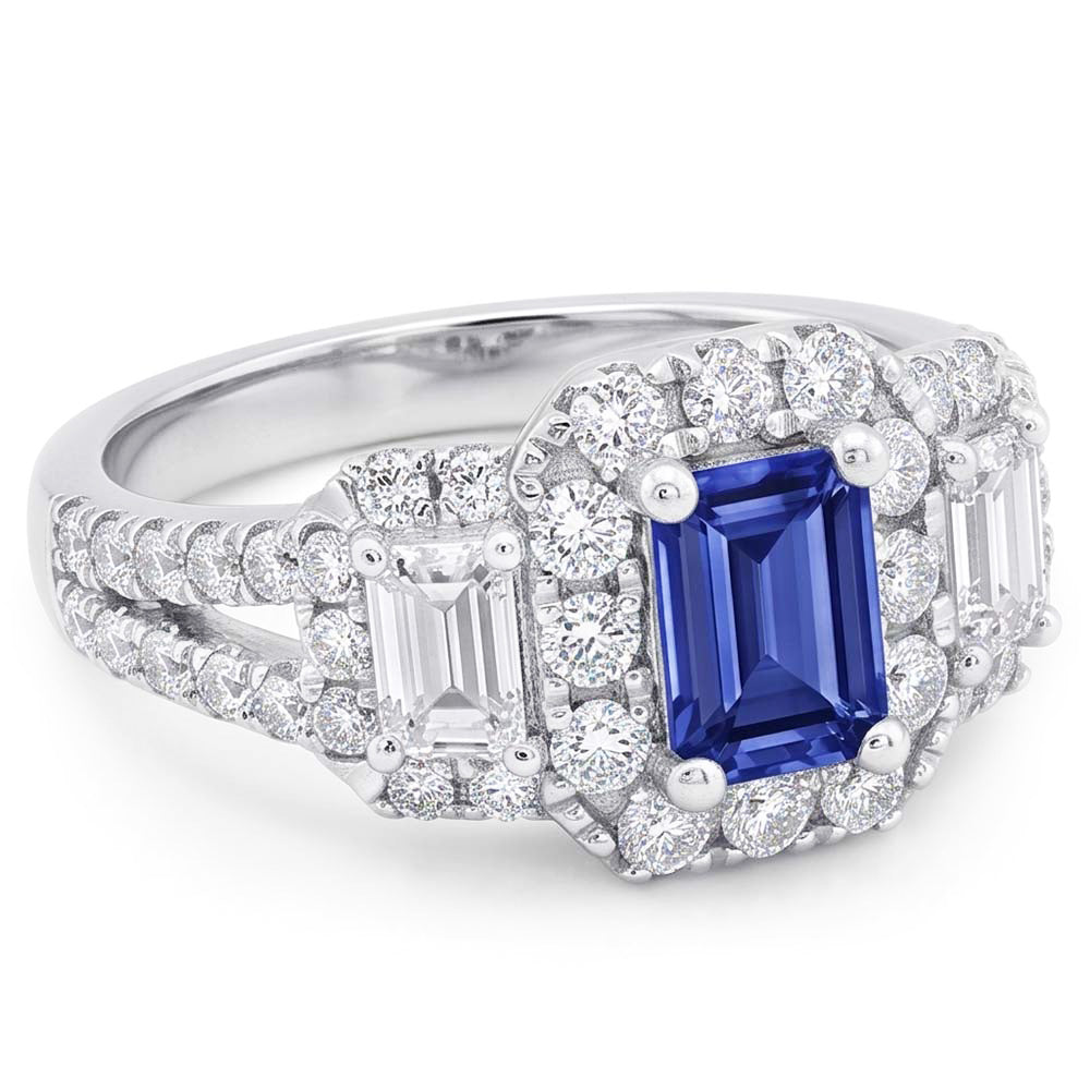 Anello Halo con zaffiro blu smeraldo taglio radiante e diamanti tondi 4 carati