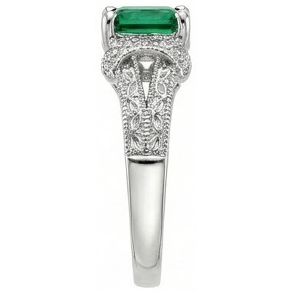 Anello In Oro Bianco Con Diamanti Con Verde Smeraldo Taglio Principessa Da 6 Ct