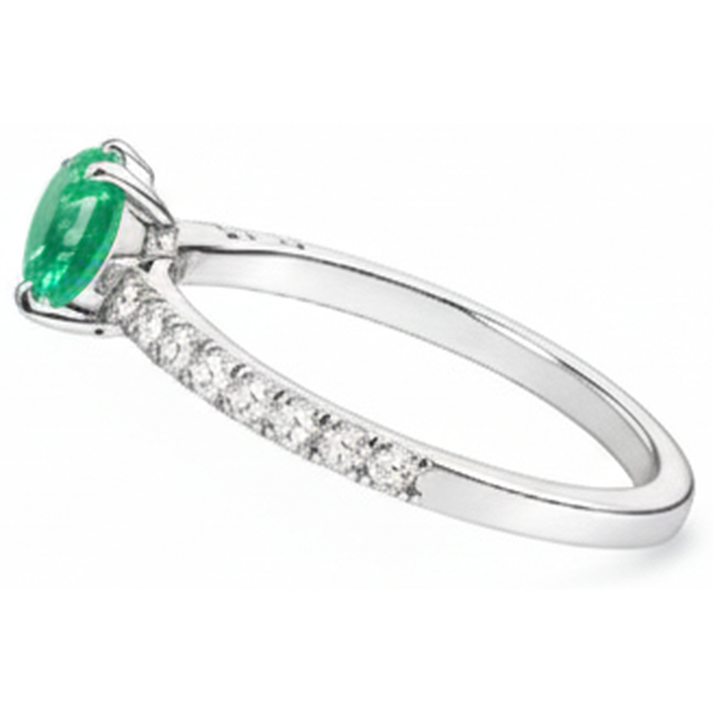 Anello In Oro Con Smeraldo Verde A Taglio Ovale Da 4.25 Ct Con Diamanti