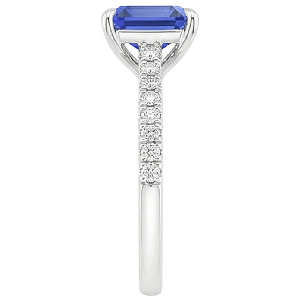 vero emerald diamante 4carati anello su bianco