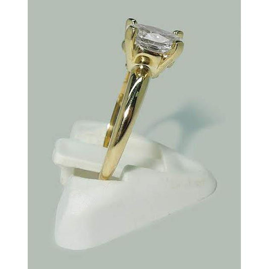 Anello Solitario Con Vero Diamante Ovale Da 1.5 Carati In Oro Giallo 14K