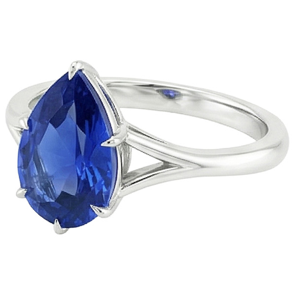 vero pear diamante 2.50carati anello vista dall'alto