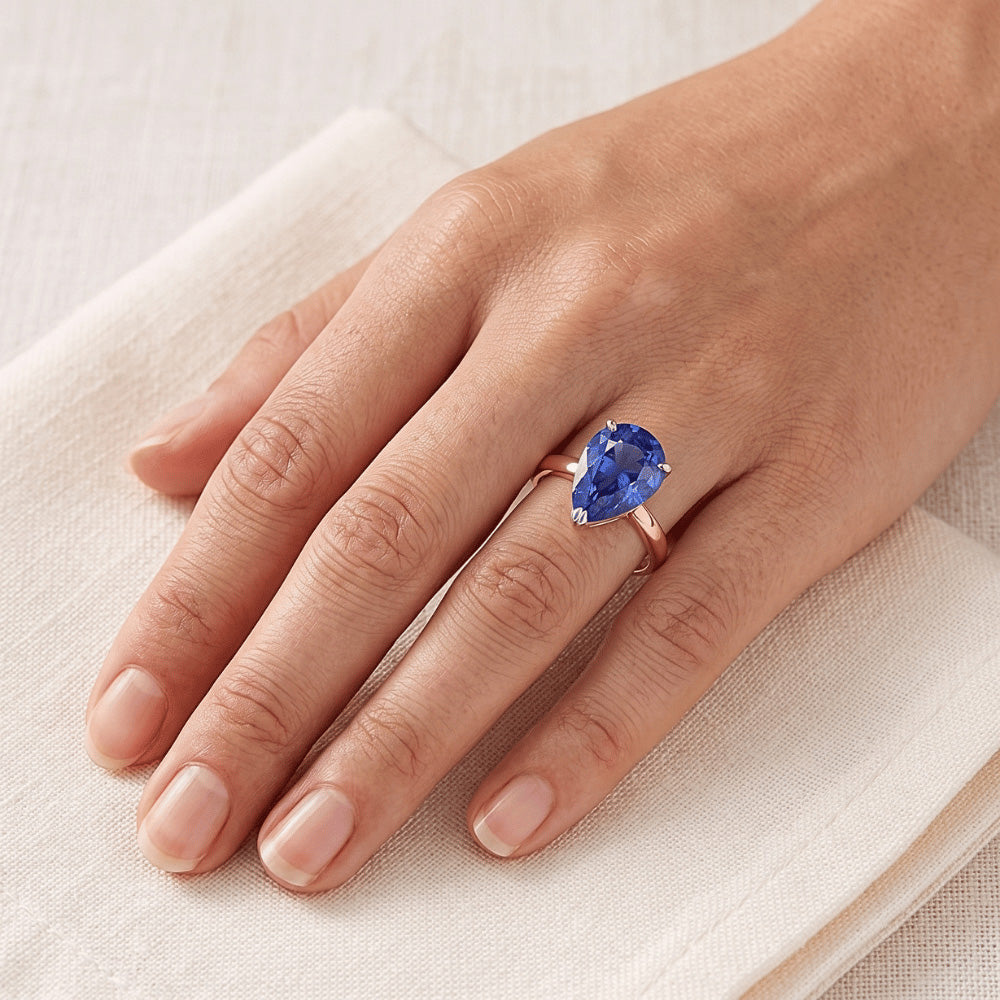 Anello Solitario Pera Zaffiro Sri Lanka 3 Carati