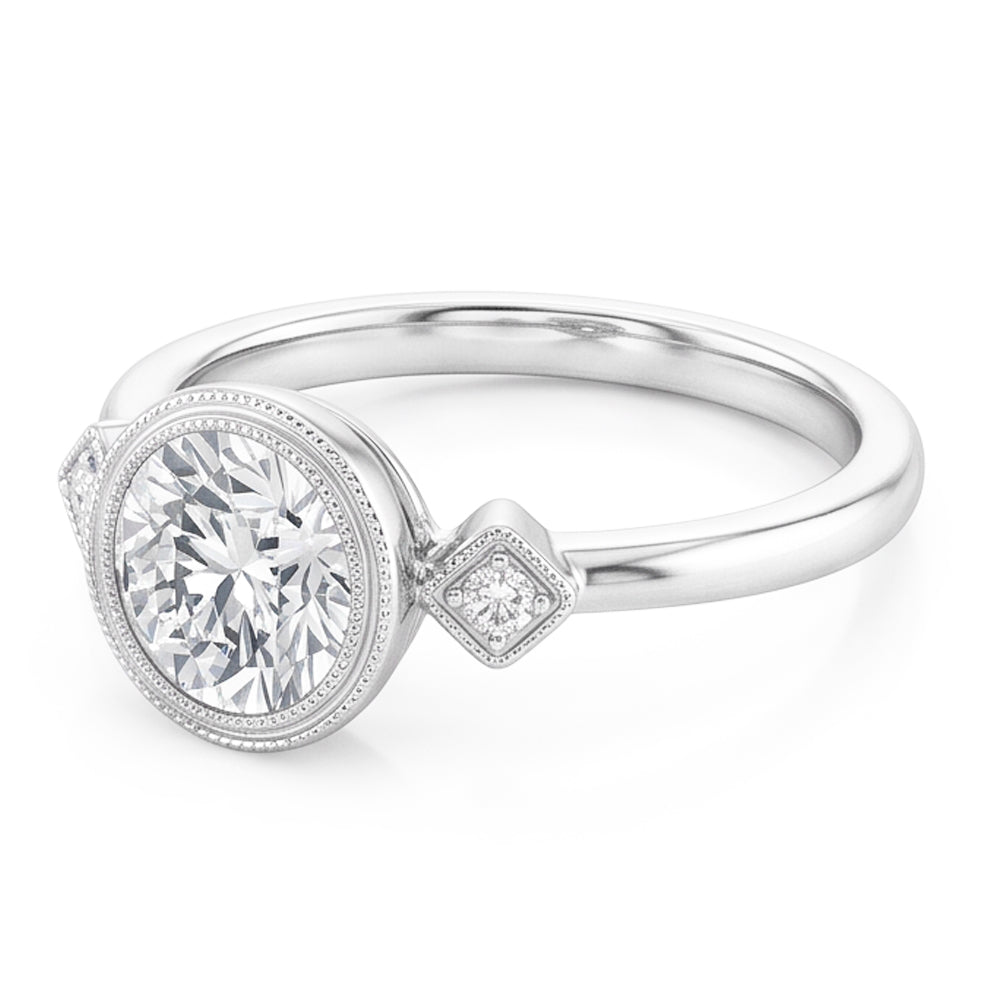 Anello Tre Pietre Oro Bianco 14K con Diamante Fine – 2 carati