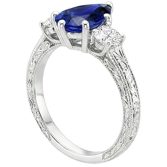 vero pear diamante 5carati anello dettaglio ravvicinato