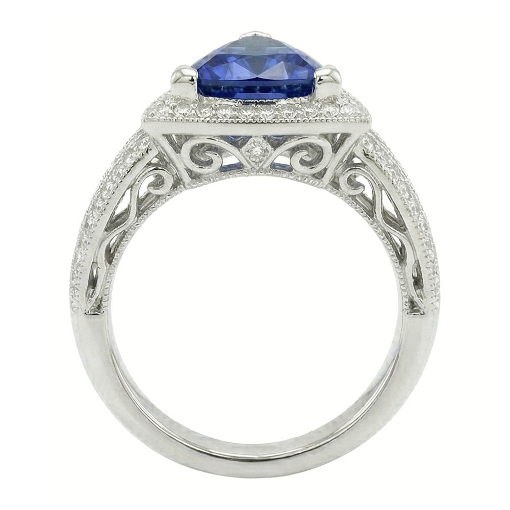 Anello Trilioni di pietre preziose in stile antico con zaffiro di Ceylon 1.50 carati d'oro