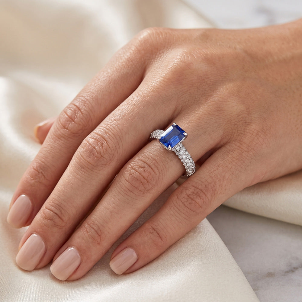 Anello Zaffiro Taglio Radiante