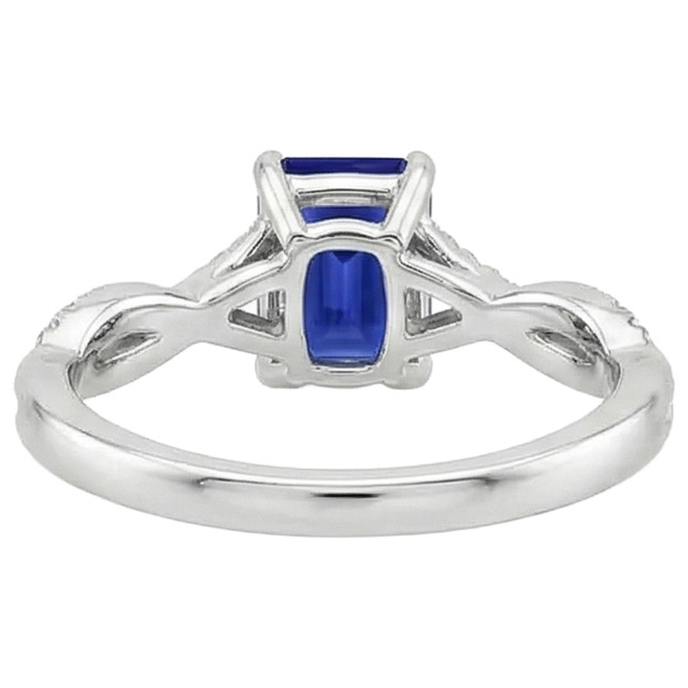 Anello Zaffiro Taglio Smeraldo