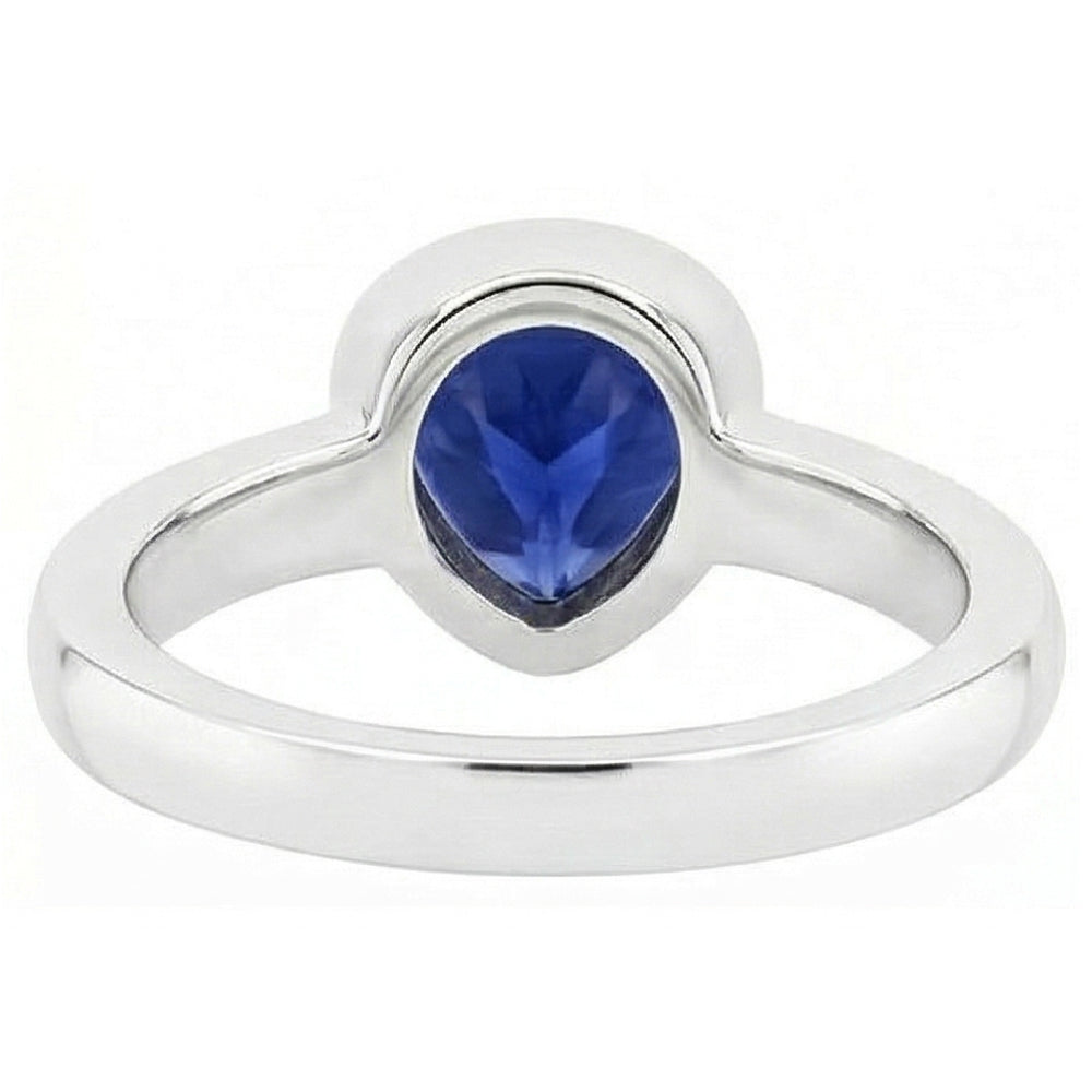 Anello a forma di solitario con set di lunetta trilioni di zaffiri blu da 2 carati