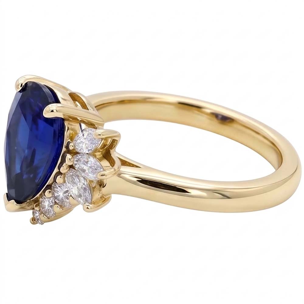 Anello con 2,50 carati di pietra preziosa zaffiro blu tondo e accenti marquise in oro bianco 14K