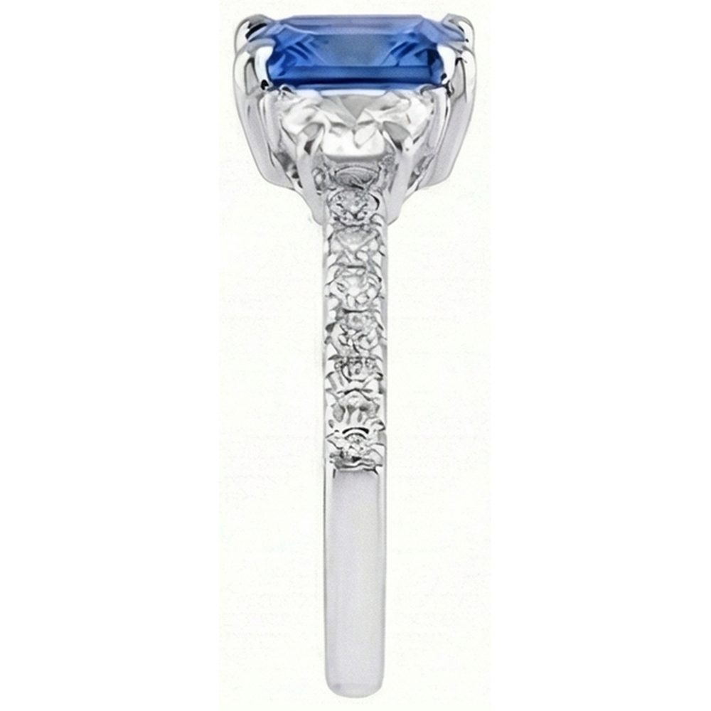 Anello con 3 carati Zaffiro blu e diamanti con accenti di 3 pietre a mezzaluna