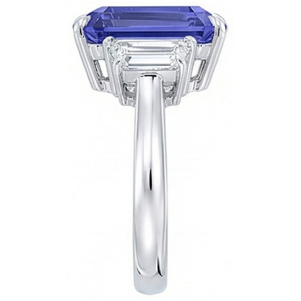 Anello con 3 pietre blu zaffiro smeraldo e diamanti trapezoidali 3.50 carati