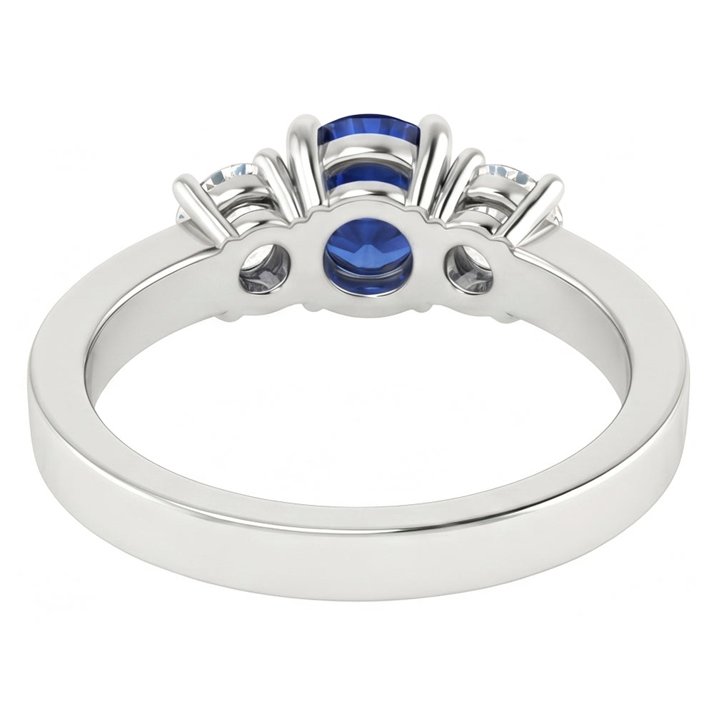 Anello con 3 pietre di zaffiro blu e diamante. 1.50 carati. set di cestini in oro a 4 punte