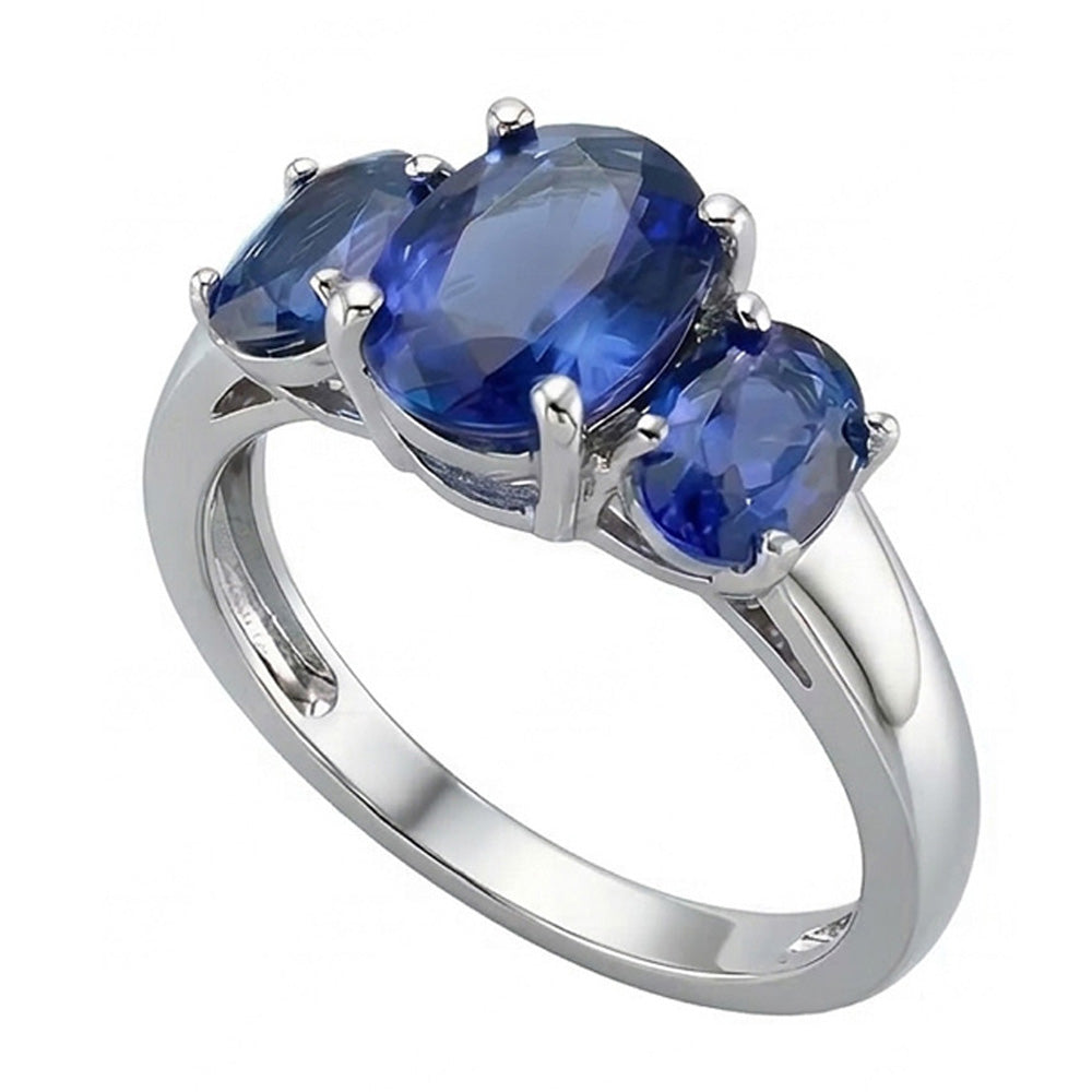 vero oval diamante 4carati anello dettaglio ravvicinato