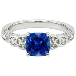 Anello con 3 pietre in stile vintage con zaffiri blu e diamanti rotondi 2.50 carati