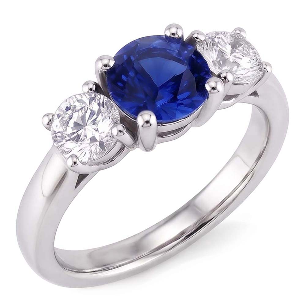 Anello con 3 pietre preziose. zaffiro rotondo dello Sri Lanka. diamante da 2.50 carati