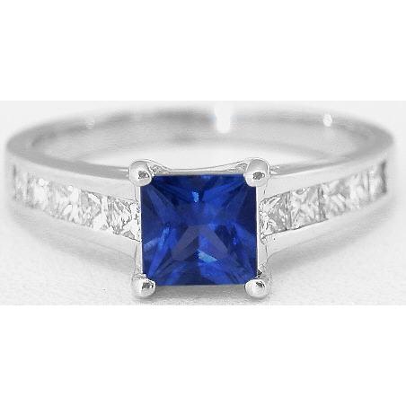 Anello con Zaffiro Princess Cut