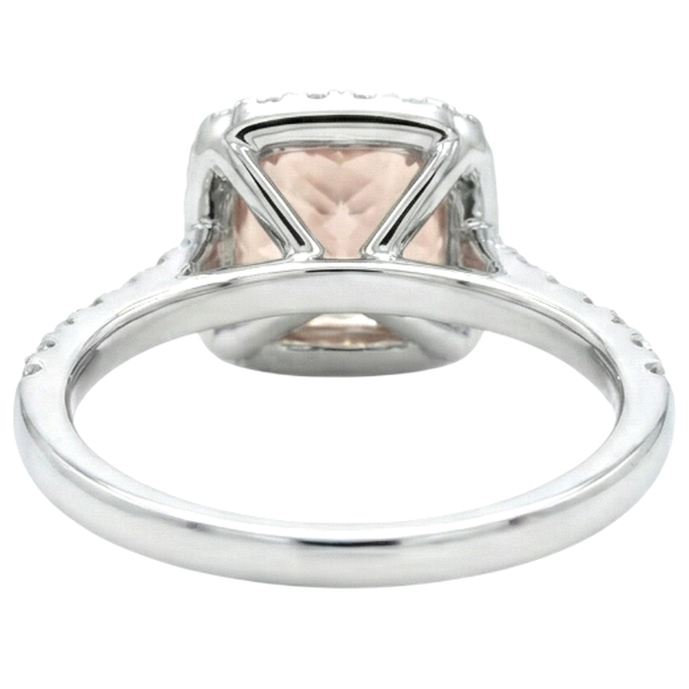 Anello con cuscino in oro bianco 14K e 11 ct con Morganite e diamanti Novità