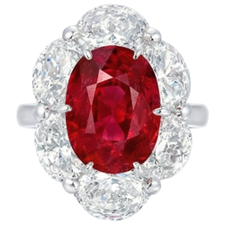 Anello con diamante rubino taglio ovale da 3,60 ct Nuovo
