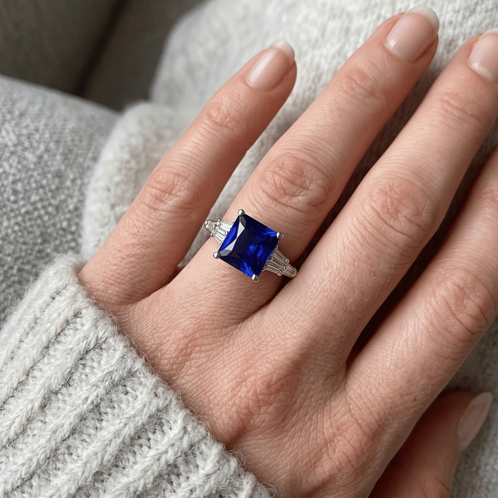 Anello con diamanti baguette e zaffiro Princess Ceylon 5.50 carati