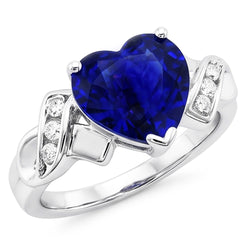 Anello con diamanti. cuore. zaffiro di Ceylon. oro bianco. 2.50 carati