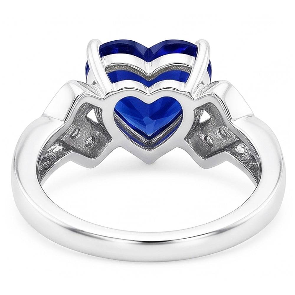 Anello con diamanti. cuore. zaffiro di Ceylon. oro bianco. 2.50 carati