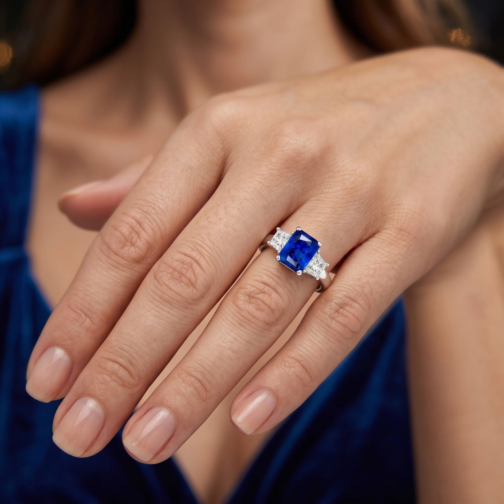 Anello con gemme di zaffiro blu 2.50 carati di diamanti scintillanti scintillanti