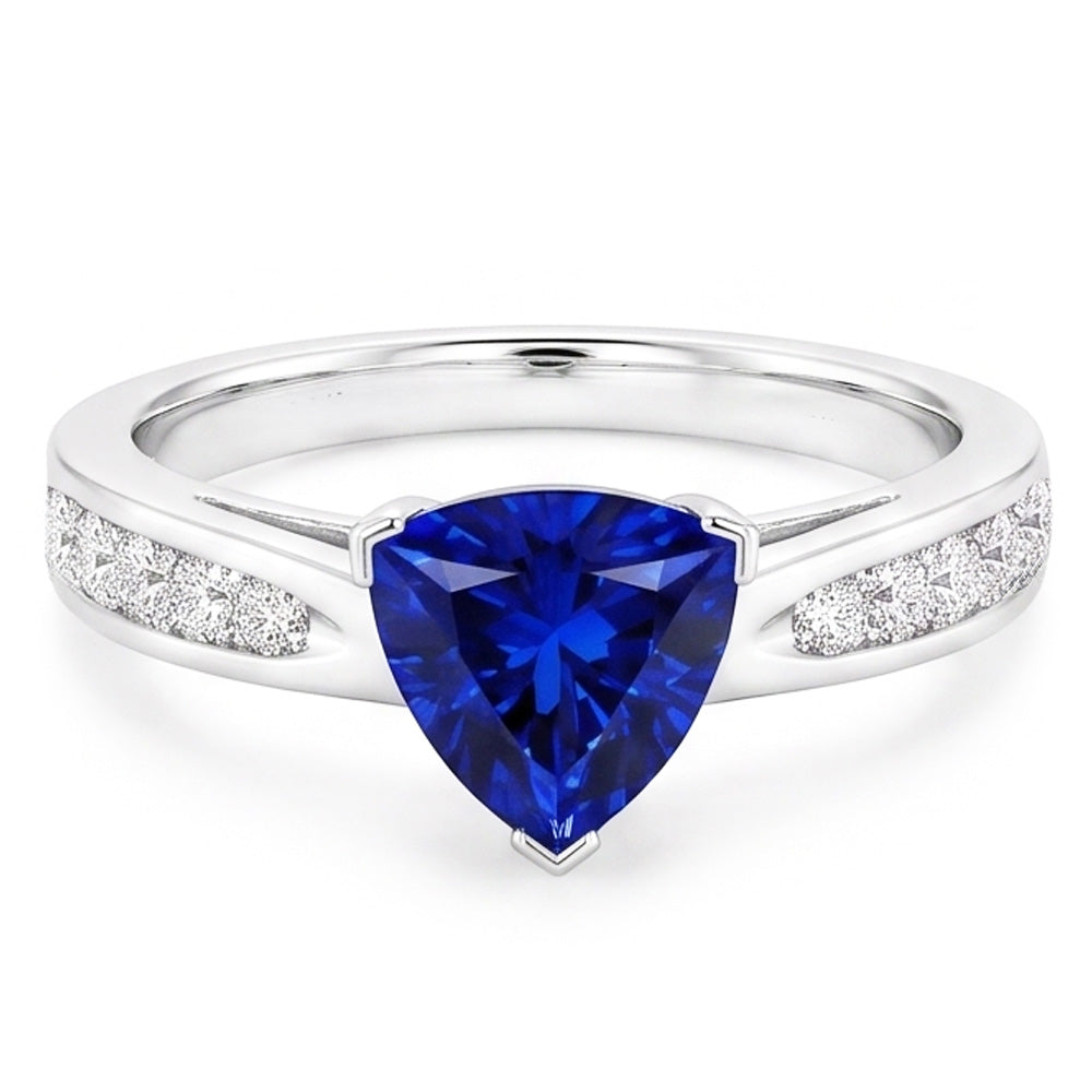 Anello con gemme di zaffiro blu diamante a forma di trilioni di 2 carati