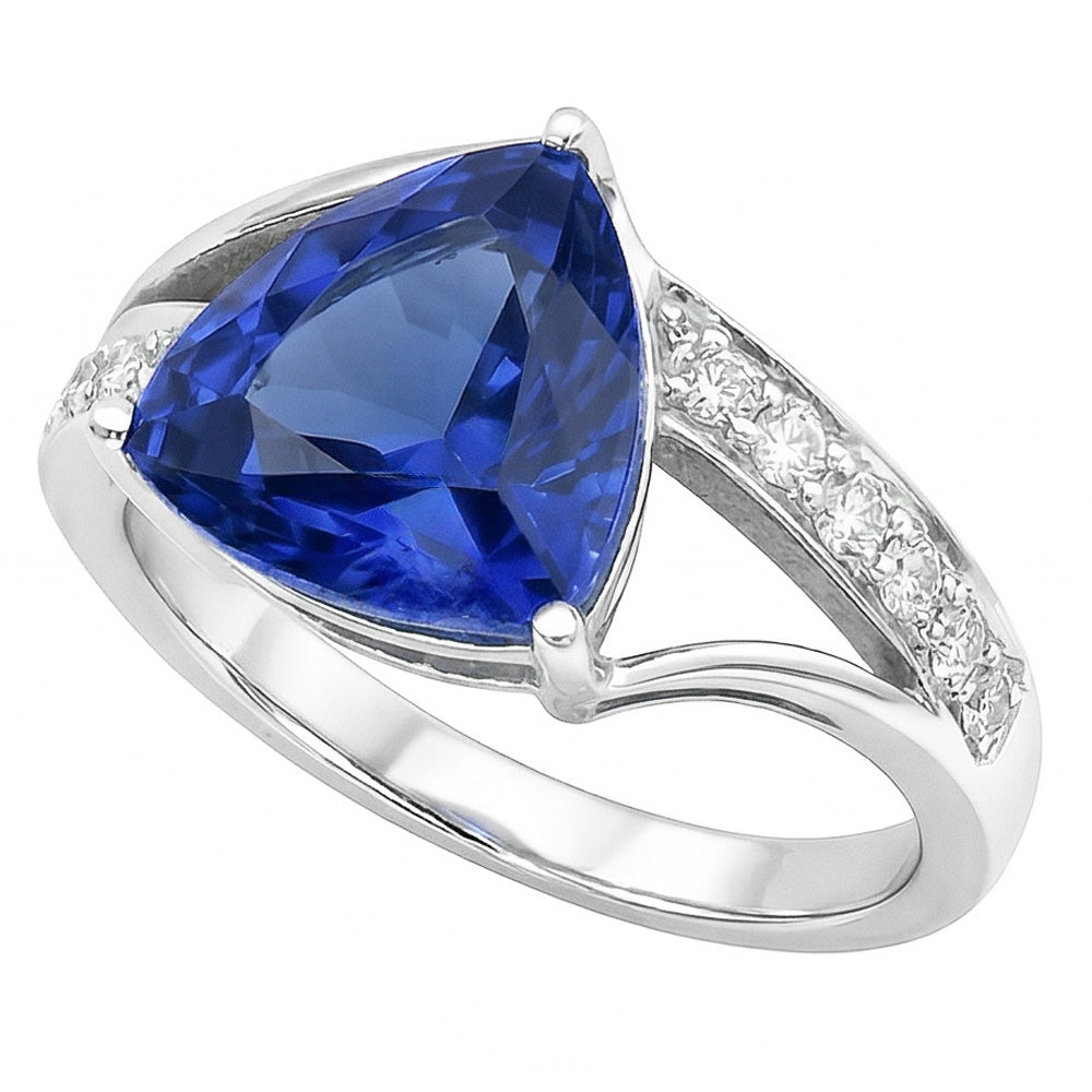 Anello con gemme di zaffiro e diamanti. gioielli da donna in oro con gambo diviso 2 carati