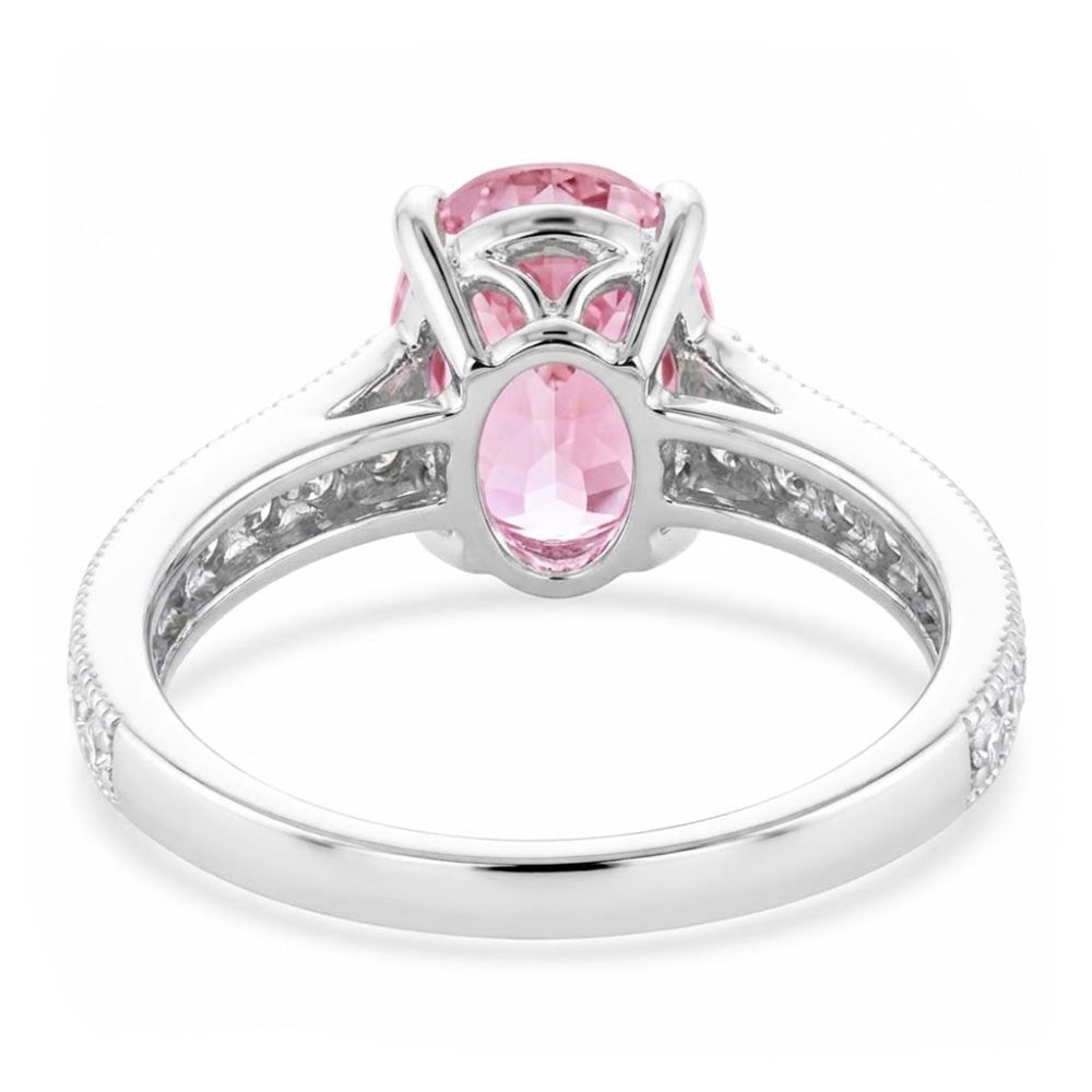 Anello con kunzite rosa e diamanti taglio ovale in oro bianco 14 kt 10.50 ct