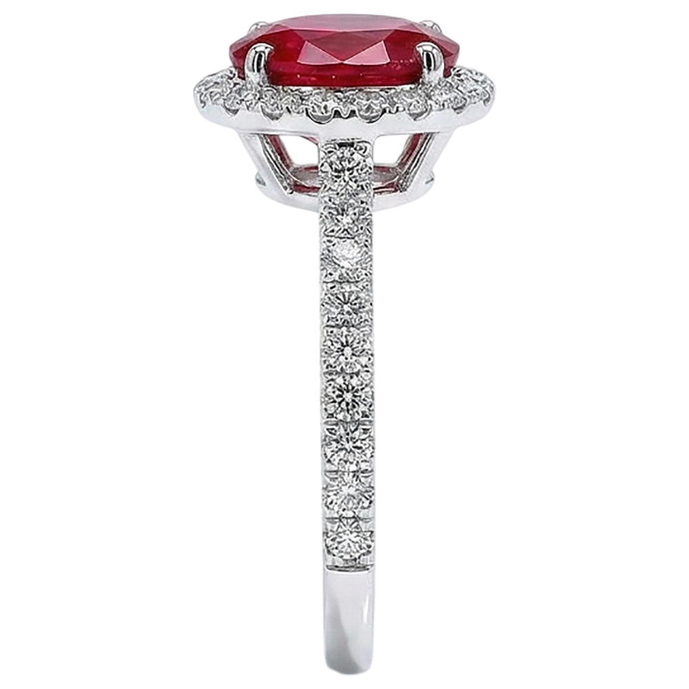 Anello con rubino ovale e diamante Lady Halo Jewelry Oro bianco 14K 3.70 ct.