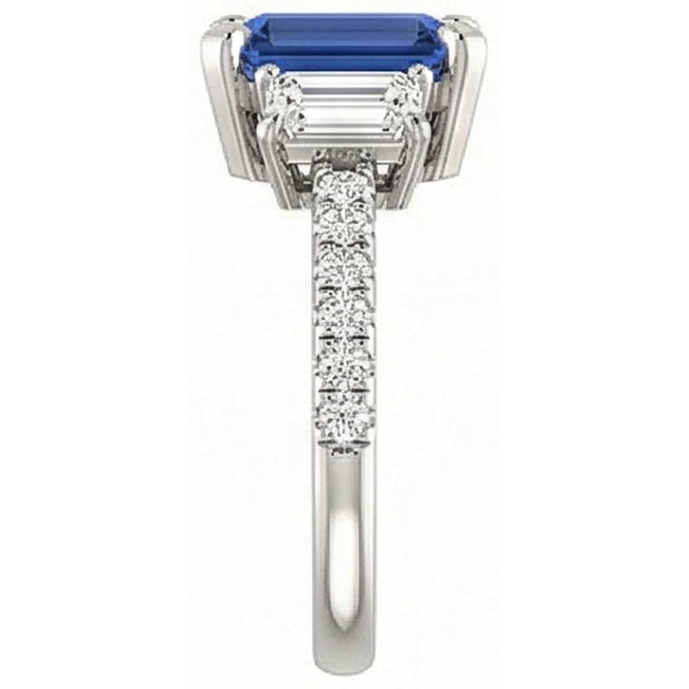 Anello con tre pietre di zaffiro smeraldo e diamanti accentati 4.50 carati