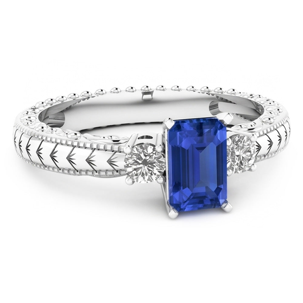 Anello con tre pietre in stile antico con smeraldo dello Sri Lanka e zaffiro 1.75 carati