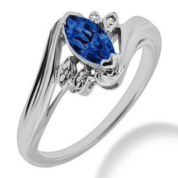 Anello con zaffiri blu di Ceylon taglio marquise e diamanti da 1,10 ct con oro bianco 14 carati.