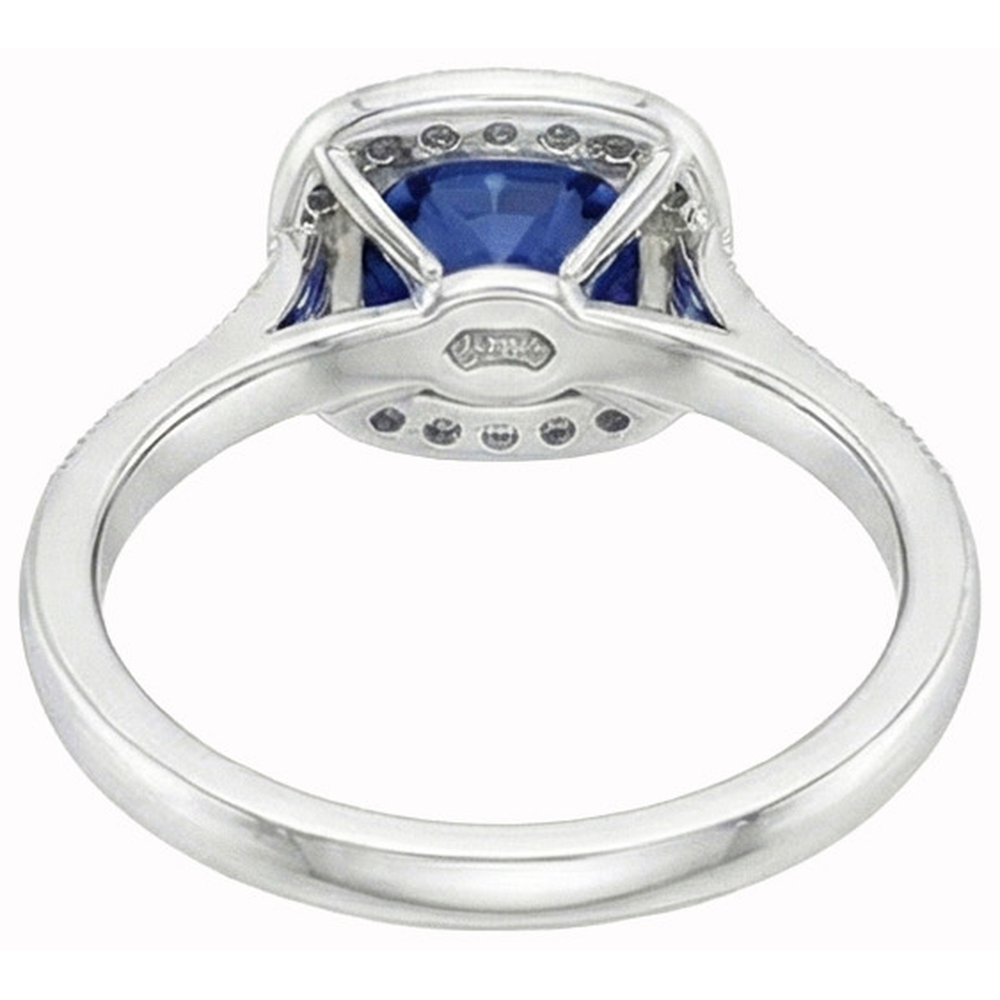 Anello con zaffiro Ceylon taglio cuscino e diamanti da 2 ct. Oro bianco 14K