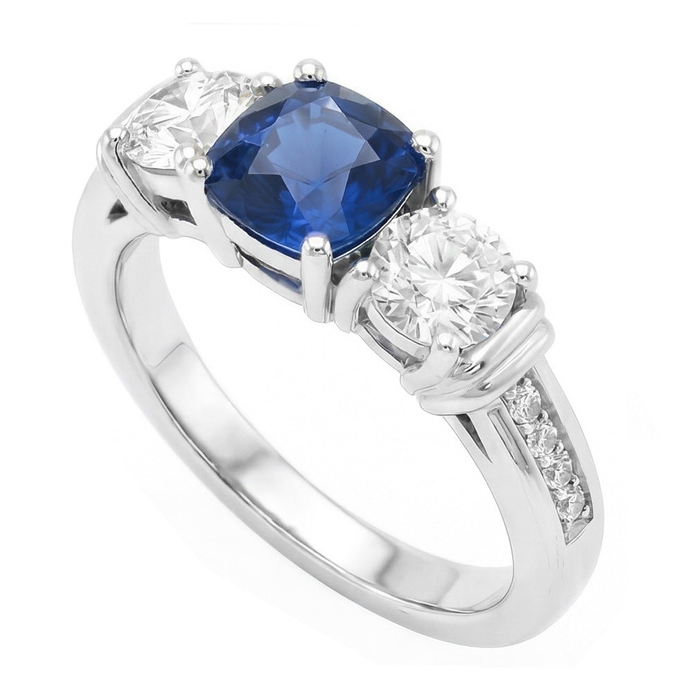 Anello con zaffiro a cuscino con pietre preziose in oro 2.50 carati con 3 diamanti in stile pietra