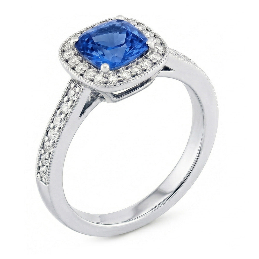 Anello con zaffiro blu cuscino da 3,40 carati dello Sri Lanka e diamanti in oro bianco 14K