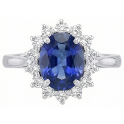 Anello con zaffiro blu di Ceylon. gioielli con diamanti da 4.70 carati