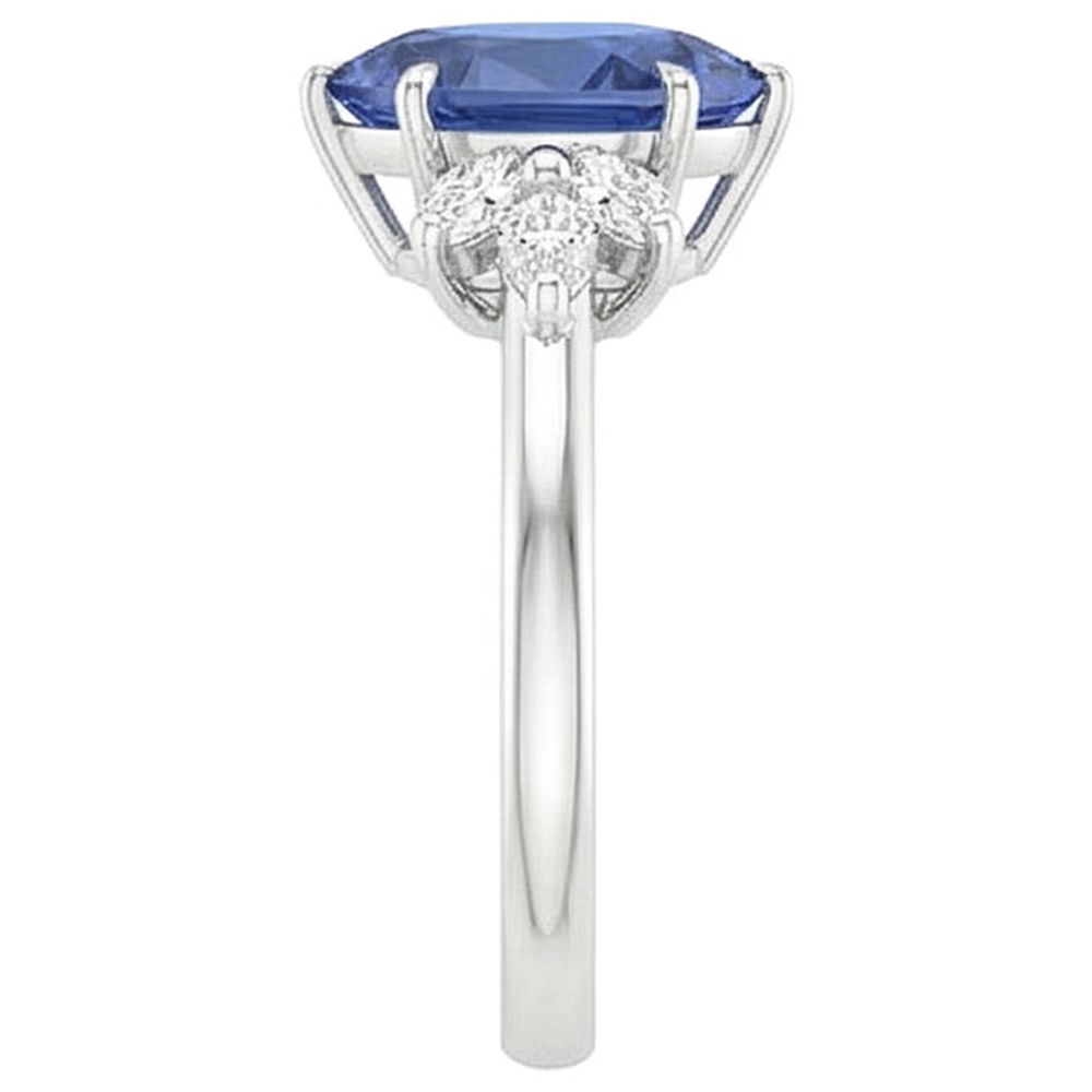 Anello con zaffiro blu e Diamanti