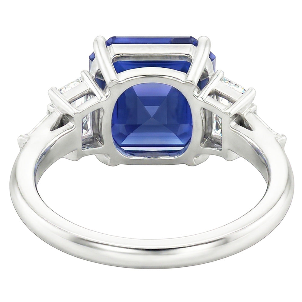 Anello con zaffiro blu naturale Asscher con diamanti luminosi e baguette 2 carati