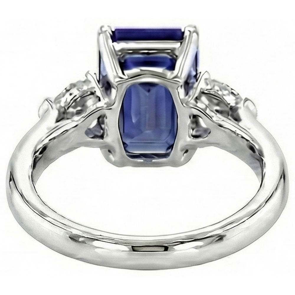 Anello con zaffiro blu pera da 3,50 carati e diamanti Tre gioielli in pietra