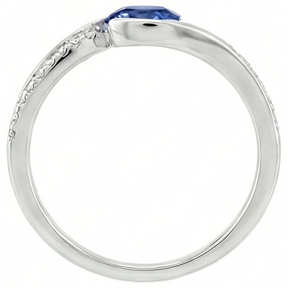 Anello con zaffiro dello Sri Lanka e diamanti a taglio ovale da 2 ct. Oro bianco 14K