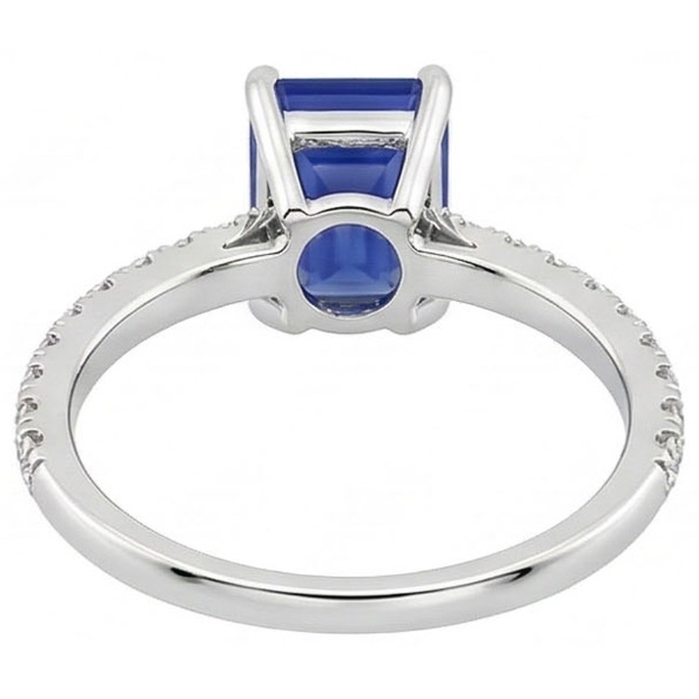 Anello con zaffiro dello Srilankan con diamante taglio smeraldo scintillante a 2 carati