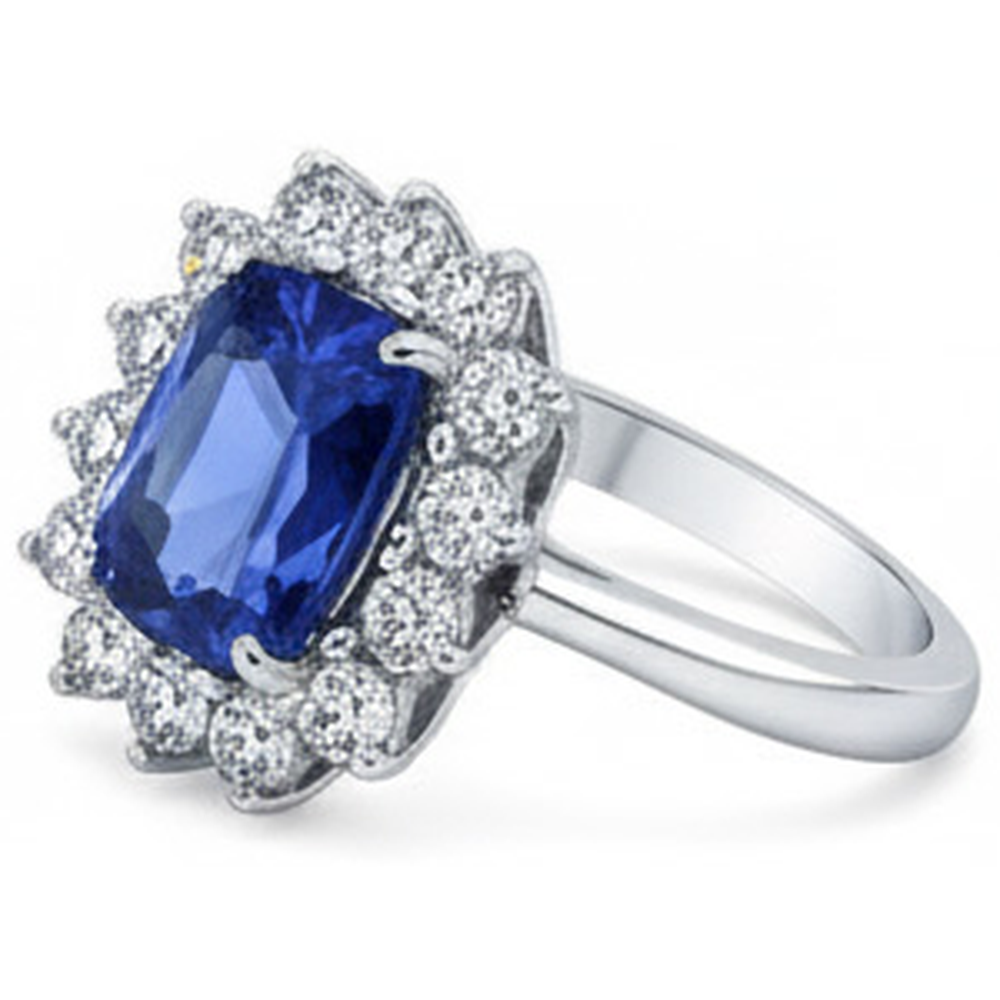vero cushion diamante 4.25carati anello vista di profilo