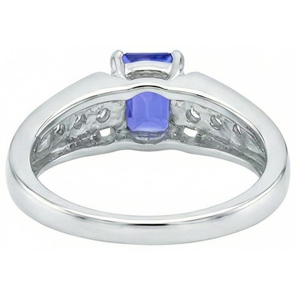 Anello con zaffiro di Ceylon taglio smeraldo con diamanti tondi da 1,30 ct